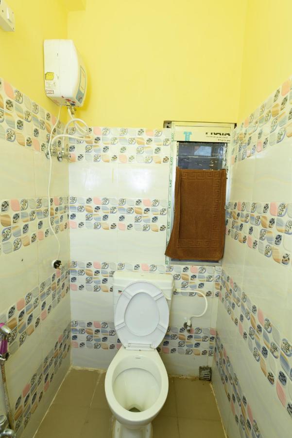 Sterling Baishakhi Hotel Kolkata Bagian luar foto