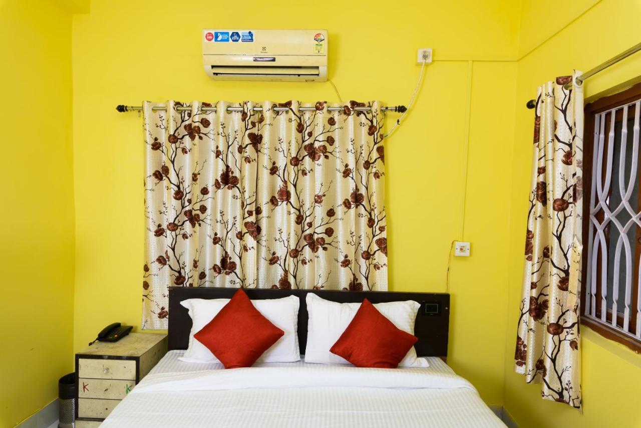 Sterling Baishakhi Hotel Kolkata Bagian luar foto