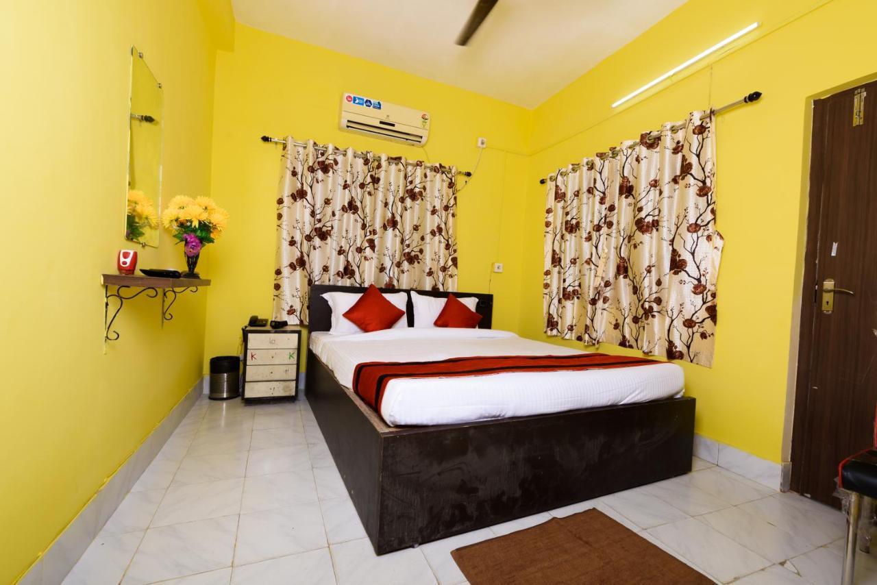 Sterling Baishakhi Hotel Kolkata Bagian luar foto