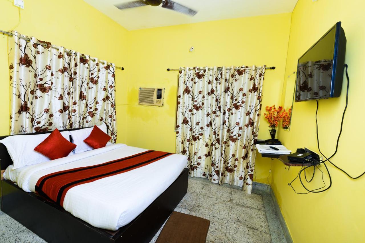 Sterling Baishakhi Hotel Kolkata Bagian luar foto