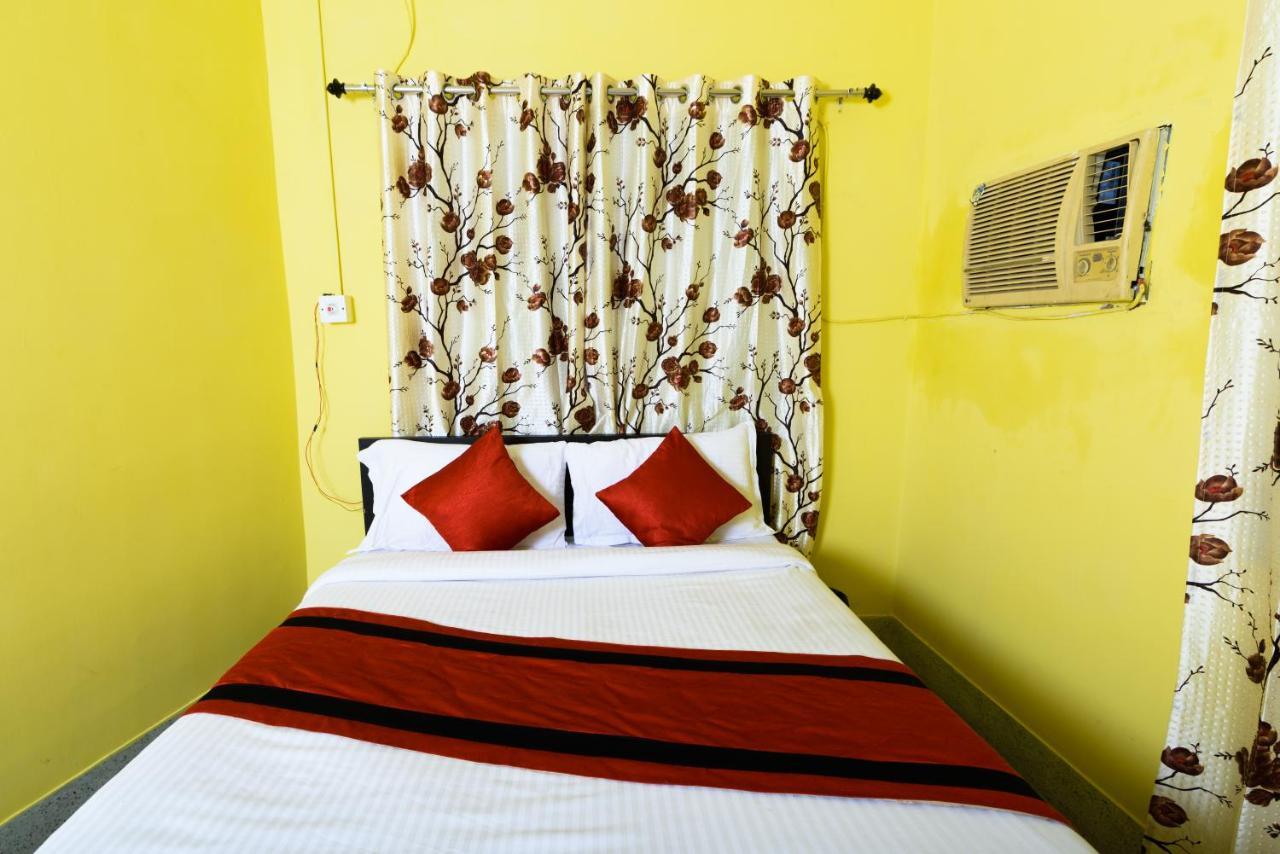 Sterling Baishakhi Hotel Kolkata Bagian luar foto